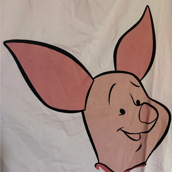 NWT (SIZE L) Disney’s Winnie the Pooh Piglet Graphic Tee Short Sleeve - Picture 2 of 6